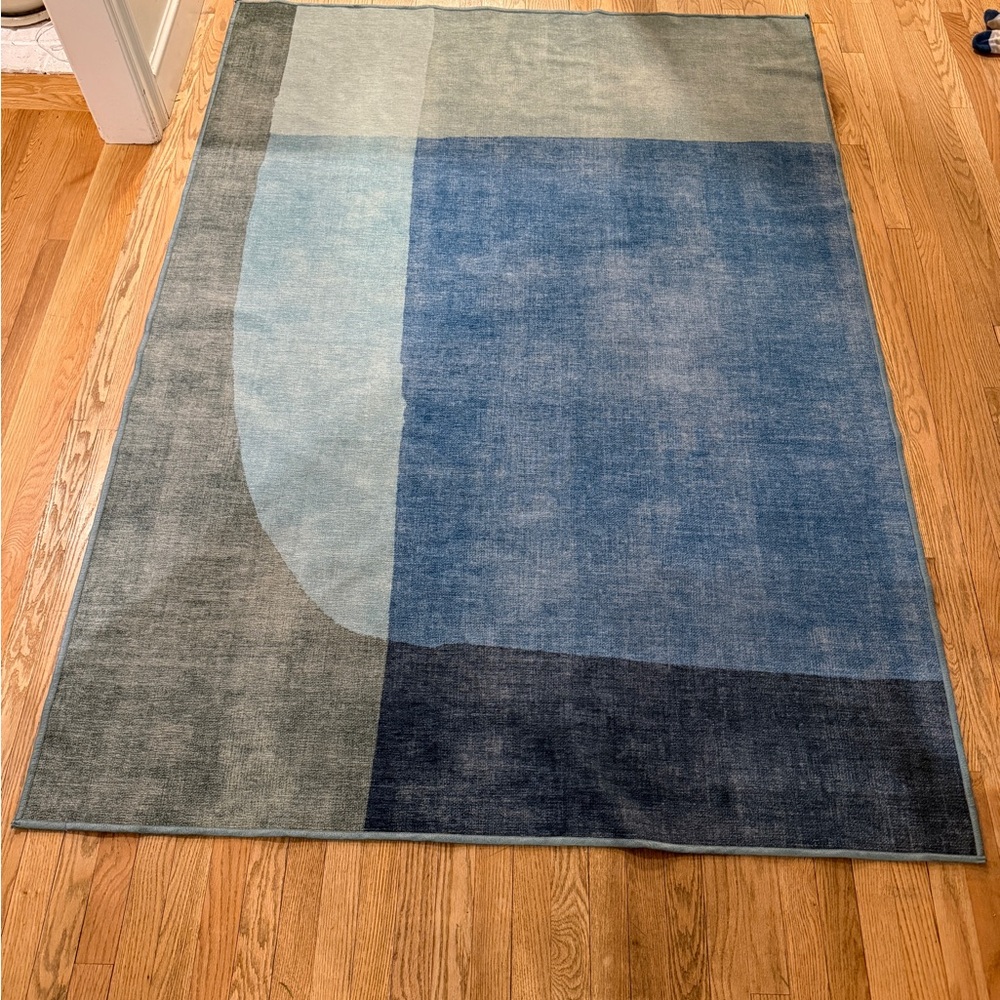 Ruggable Indra Rug in PANTONE™ Cendre Blue Washable Rug Cover 5'x7'